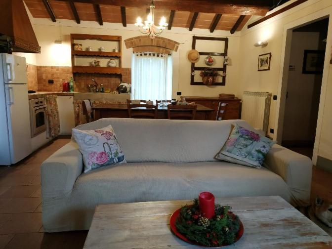 Agriturismo La Provenca 끼안챠노테르메 외부 사진